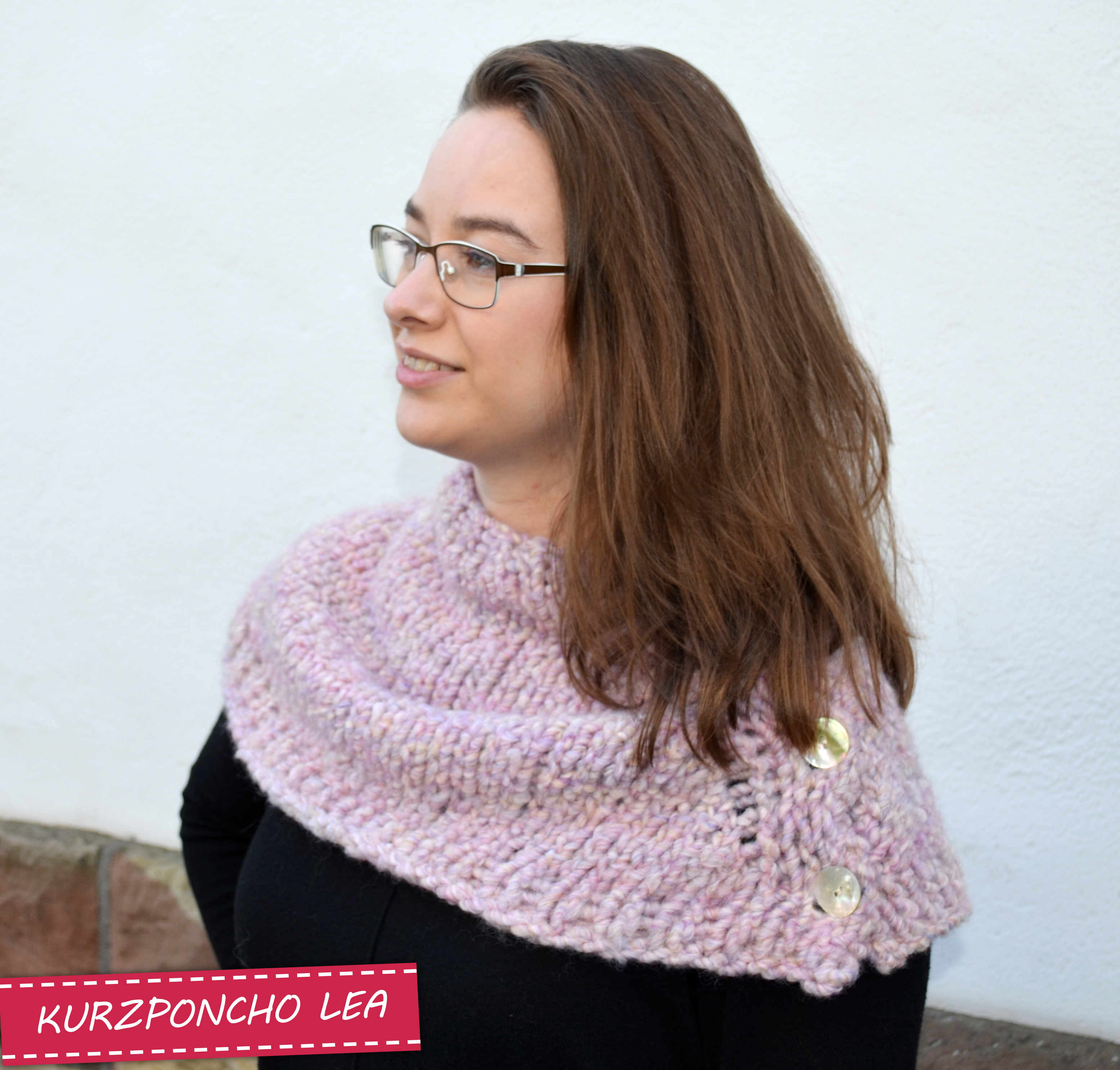 Kurzponcho Lea | Einzelanleitung + Wolle Urtica Linie 451 | Stricken